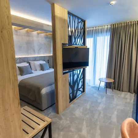 Royal Mountain 4*