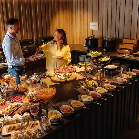 Royal Mountain 4* Divcibare