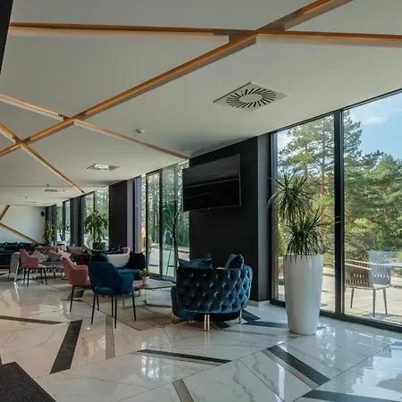 Royal Mountain Hotel