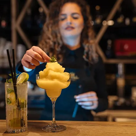 Royal Mountain 酒店 4*