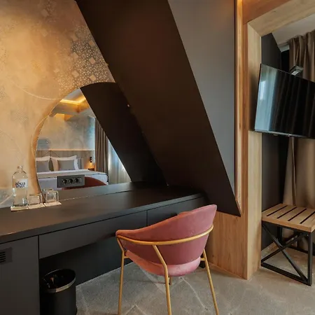 Royal Mountain 4* Divcibare