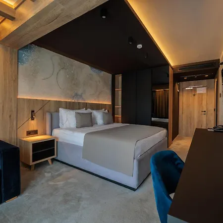 Royal Mountain 4* Divcibare