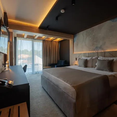 酒店 Royal Mountain