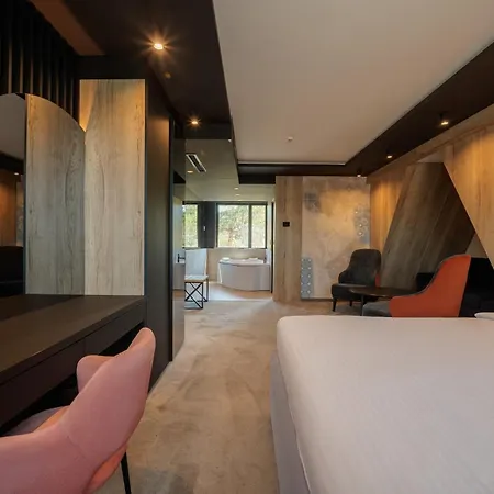 Hotel Royal Mountain 4*